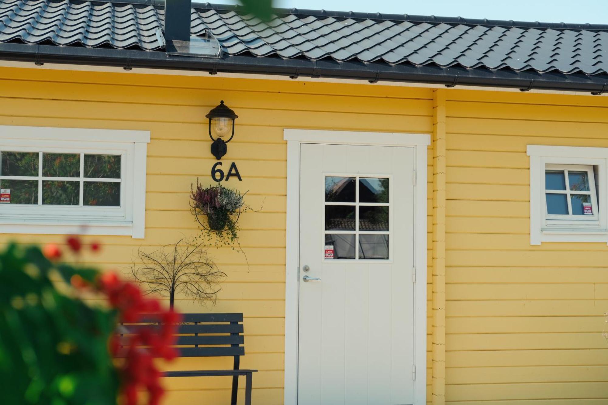 טרלבורג Cosy Cottage By The South Coast מראה חיצוני תמונה