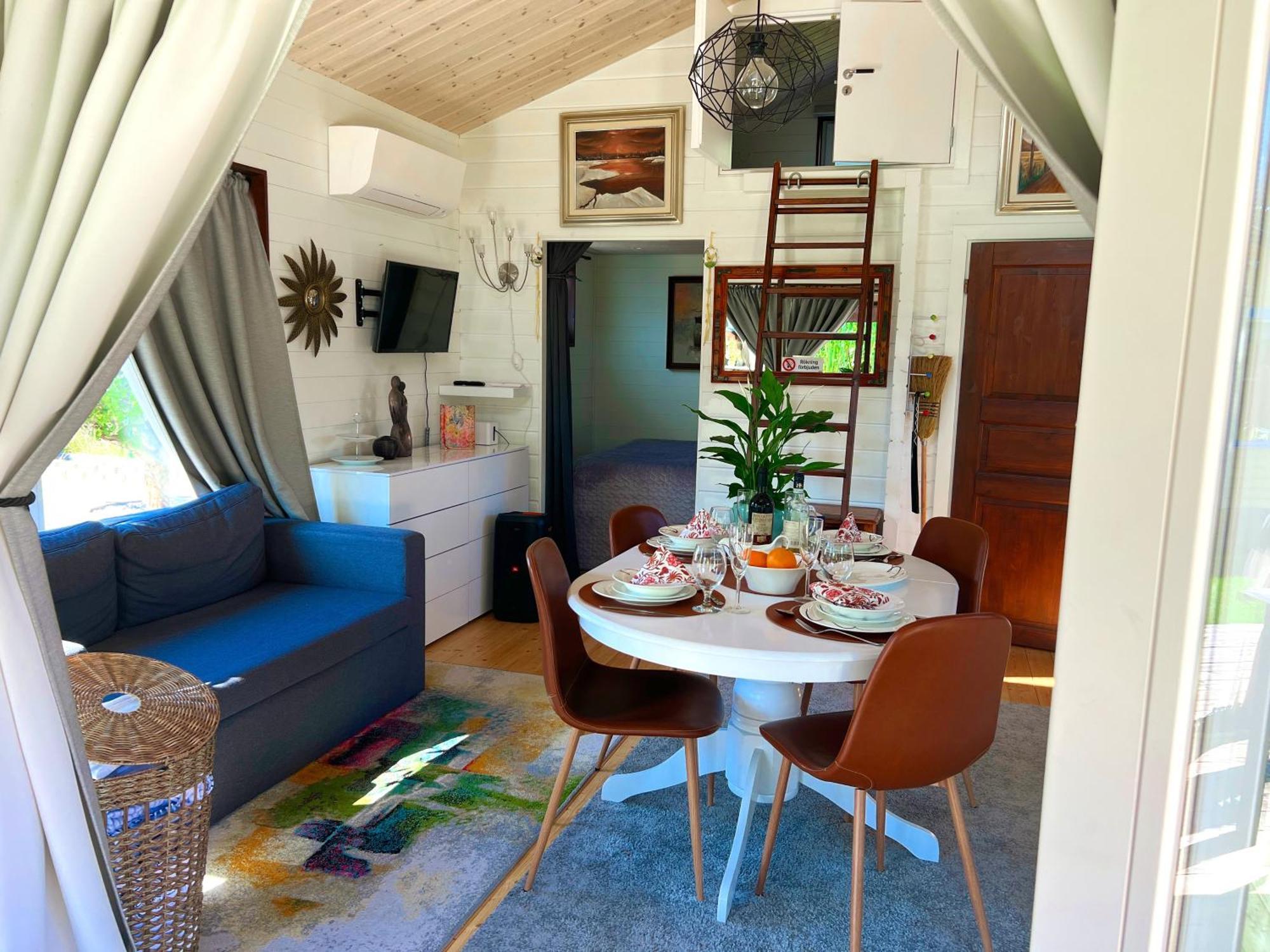 טרלבורג Cosy Cottage By The South Coast מראה חיצוני תמונה